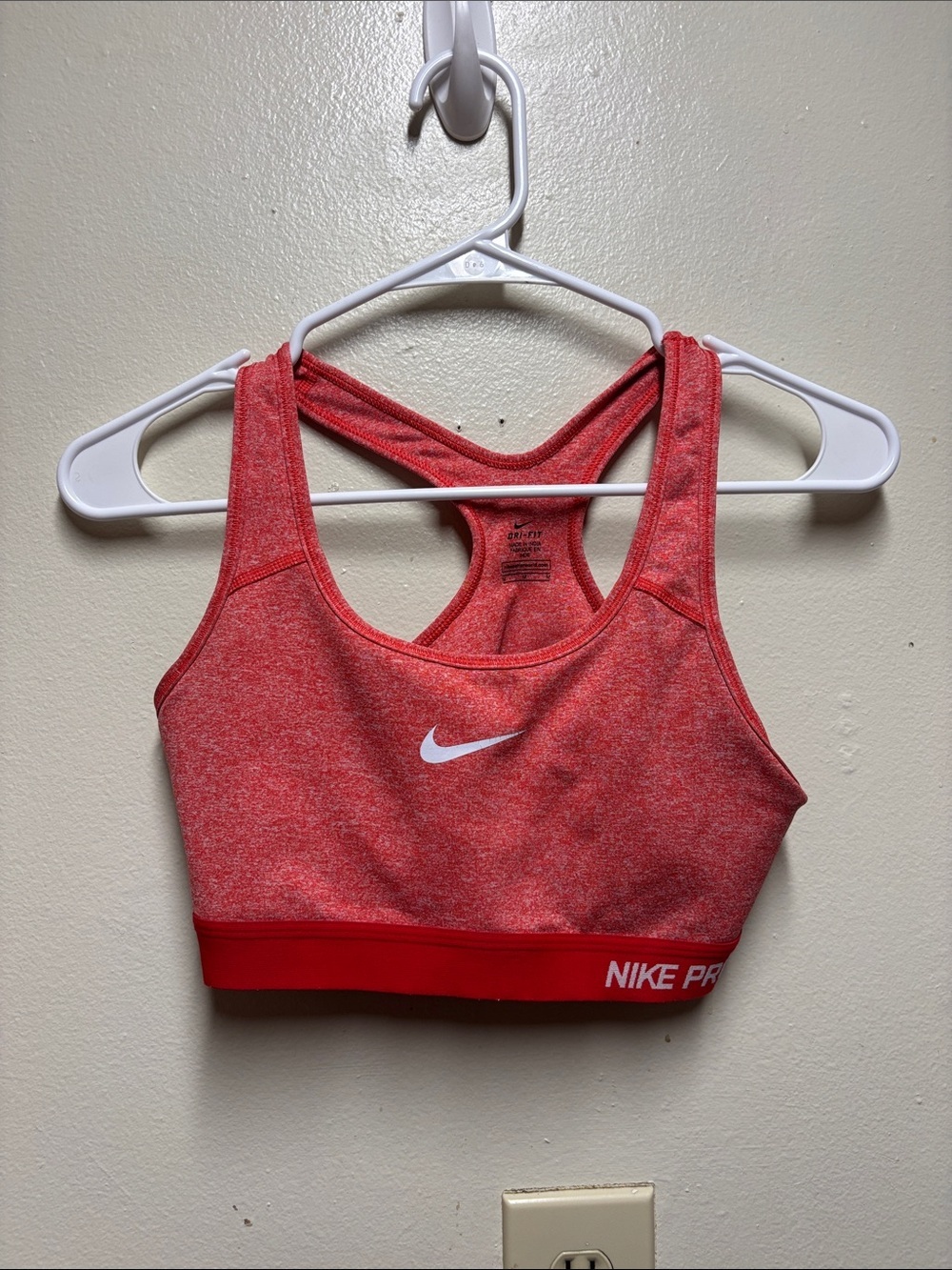 Nike Pro Heathered Coral-Red Racerback Sports Bra medium